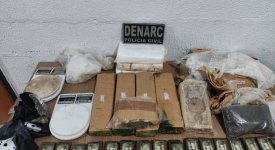 'Dama do Crime' é presa portando mais de R$ 300 mil em drogas