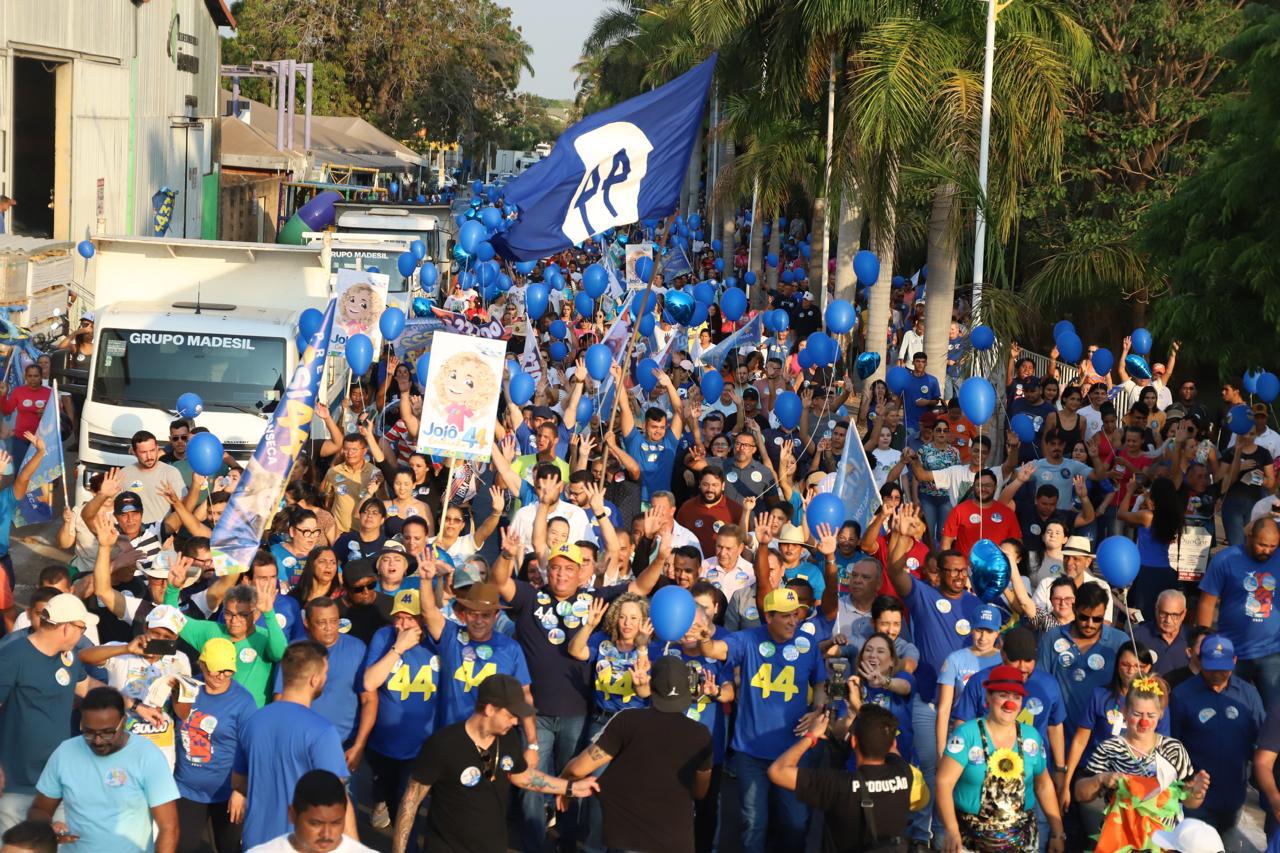 Josi Nunes lidera caminhada histórica em Gurupi, reunindo mais de 3 mil apoiadores