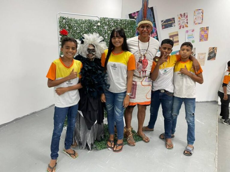 Exposição itinerante "Arte Kokama" leva cultura indígena Ã s escolas de Fortaleza