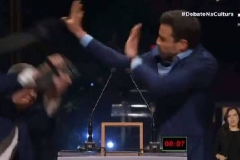 Após ser chamado de "arregão", Datena dá cadeirada em Marçal durante debate na TV Cultura