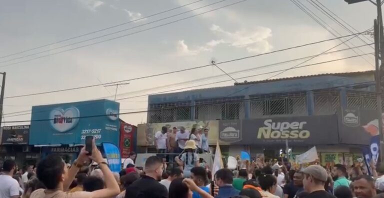 Eduardo Siqueira Campos encerra campanha na avenida Tocantins com  apoio popular