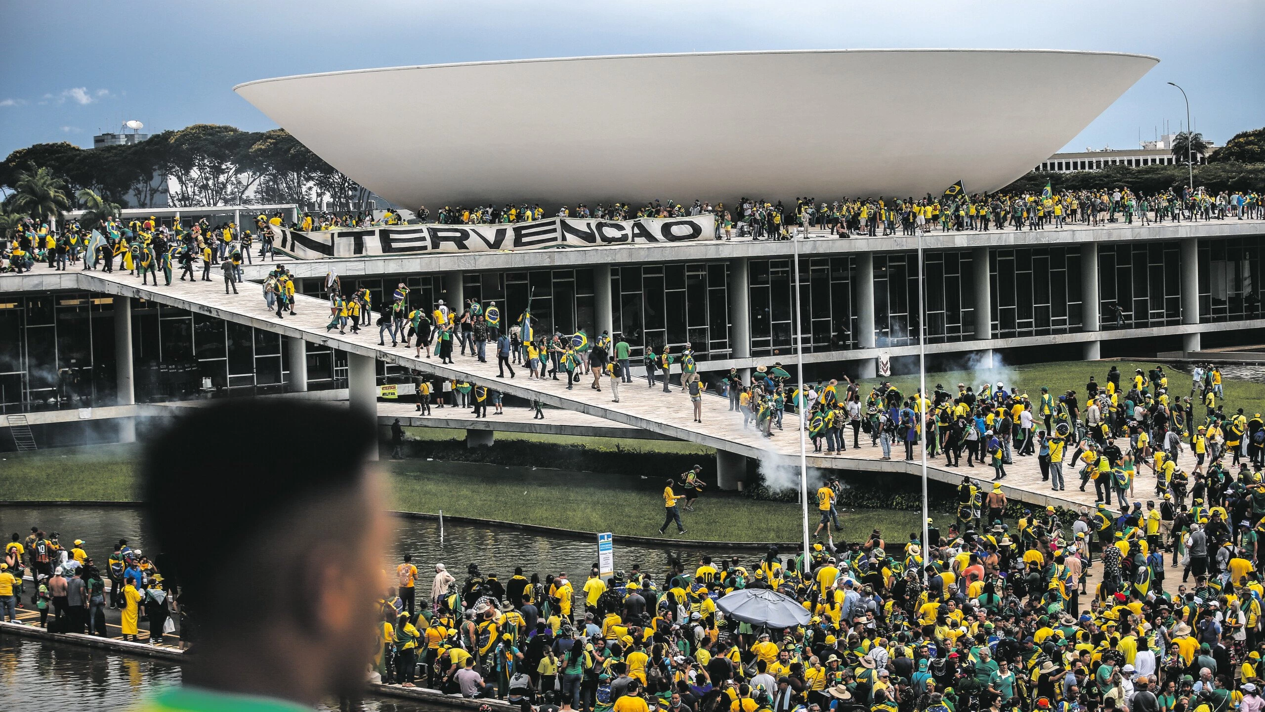 Prisões da Polícia Federal inibem tentativas de anistia e ampliam debate sobre golpe e democracia