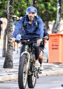 Cantor aposta na rotina esportiva na Zona Sul do Rio para manter saúde e bem-estar