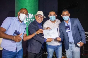 Em Brasília, Ronaldo Dimas defende prerrogativas de parlamentares e diz que trabalho em conjunto alcança resultados positivos