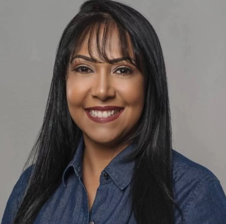 Janad Valcari tem candidatura aprovada pelo TRE e diz que, caminha rumo ÃÂ  vitÃÂ³ria