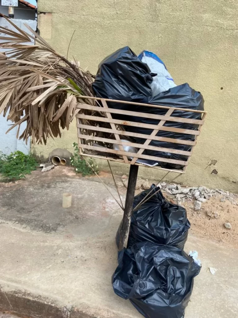 Morador reclama da falta de coleta de lixo no Setor Sul em Colinas do Tocantins: 'Já dura 6 dias'