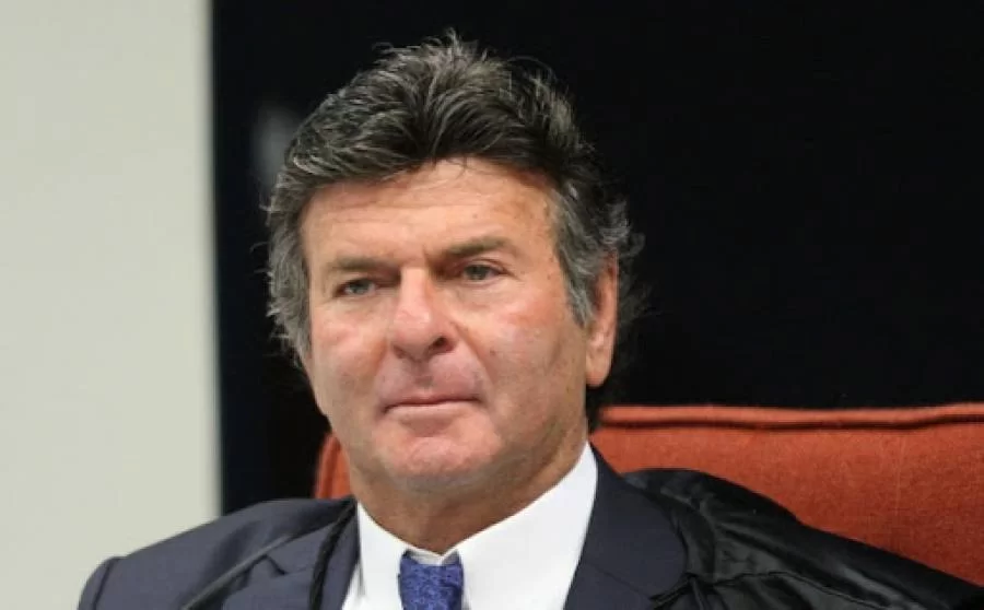 "Ninguém fechará a corte e que os desprezo as decisões por parte de Bolsonaro, configura crime de responsabilidade", diz Luís Fux