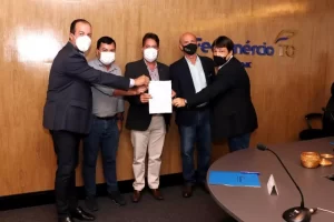 Fecomércio assina termo com Sebrae e Faciet para cessão de espaço voltada ao fomento do Comércio