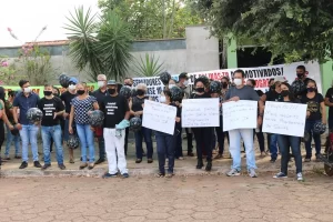 Protestos marcam gestão Kasarin em Colinas do Tocantins; Profissionais da saúde cobram pagamento de data-base e progressões atrasados