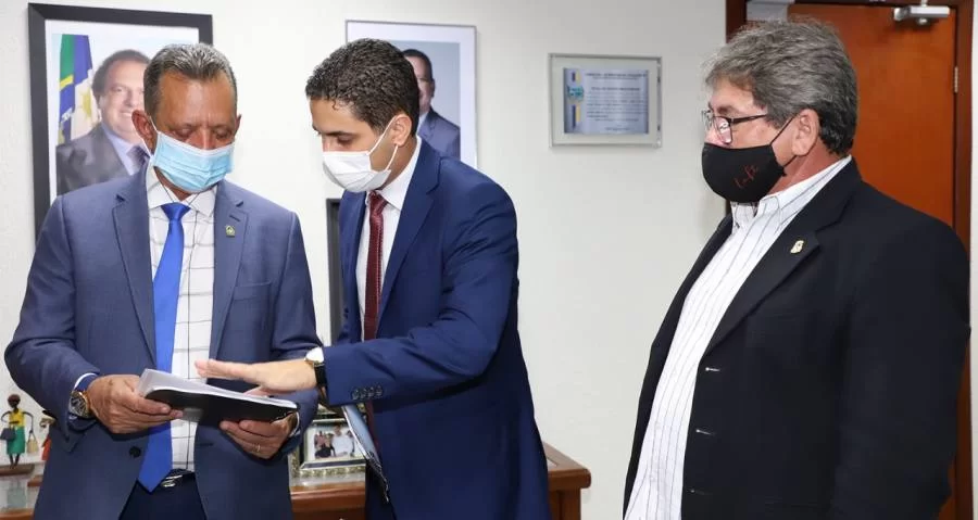 Governo protocola LDO na Assembleia Legislativa, projeto que prevÃª orçamento de R$ 11,4 bilhões de reais