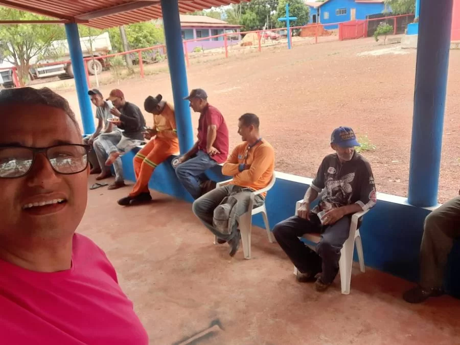 Bernardo Sayão: Vila PA ganha bueiro e prefeito acompanha obras