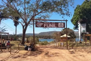 Chuva com rajadas de ventos, provoca medo e tensão na praia do Funil em Miracema