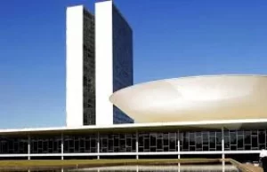 Percentual de candidatos negros ÃÂ© o mesmo das ÃÂºltimas eleiÃÂ§ÃÂµes, mas o de jovens caiu