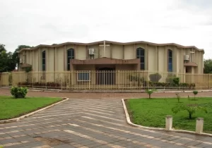 Tradicional festejo da Igreja Nossa Senhora Aparecida em Colinas do Tocantins encerra nesta terça-feira, 12, com alvorada, procissão e leilão