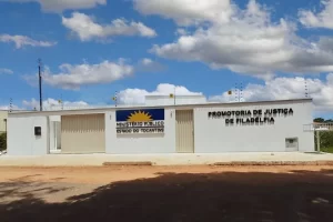 Ação de improbidade é ajuizada contra ex-prefeito de Filadélfia e esposa pela prática de nepotismo