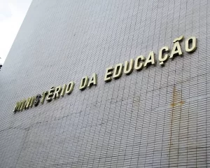 Fundeb afirma ter destinado milhões de reais em recursos para Colinas, e orienta educadores a procurarem o MPE para regularização dos pagamentos