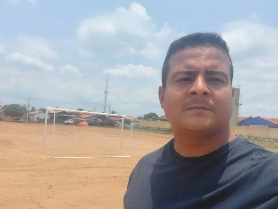 Leandro Coutinho apresenta indicações cobrando a revitalização das quadras poliesportivas e a implantação de escolinhas de futebol