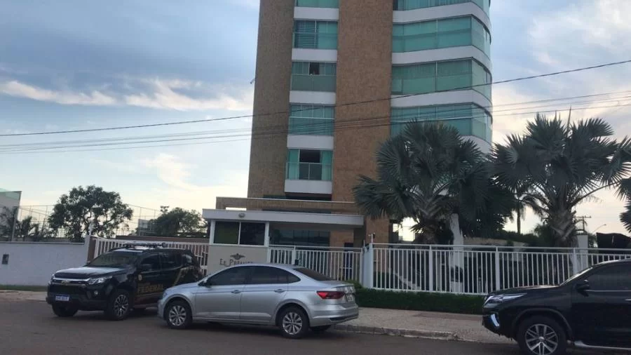 URGENTE! STJ determina afastamento de Mauro Carlesse por seis meses do cargo; Polícia Federal realiza buscas na residÃªncia do governador