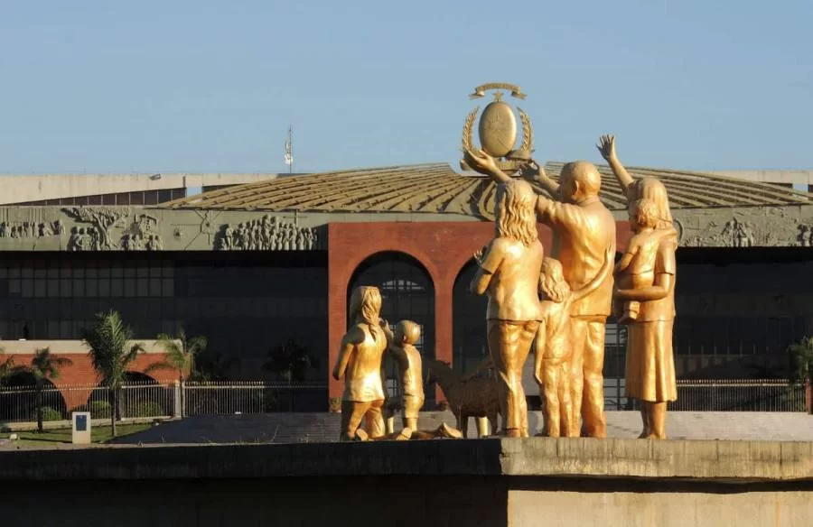 Com indisposição no governo, gestores aliados de Mauro Carlesse deixam as pastas