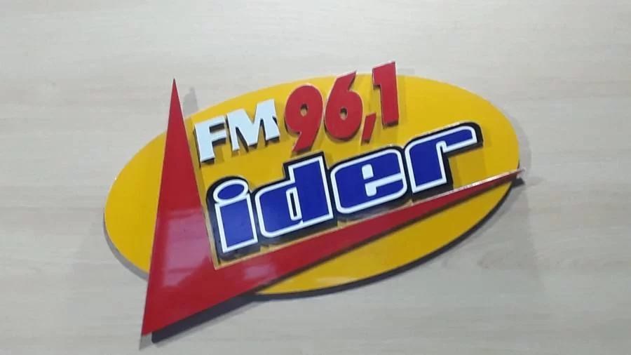 Rádio Líder FM comunica que sinal da antena está fora do ar e serviço deverá ser restabelecido em breve; Programação está funcionando na internet