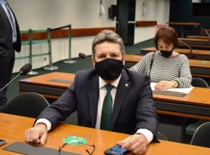 Osires Damaso vota pela aprovação de emendas Ã  MP que cria o Programa de Estímulo ao Crédito