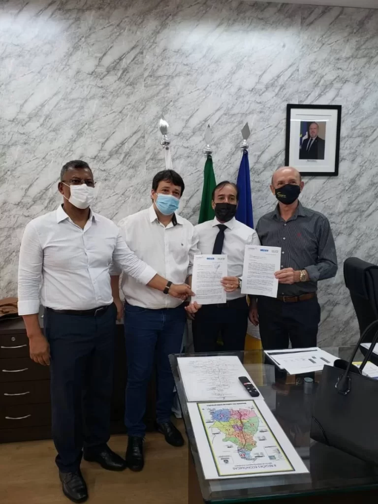 Fecomércio, Faciet e Fieto participam de reunião na Sics e cobram extinção do ICMS