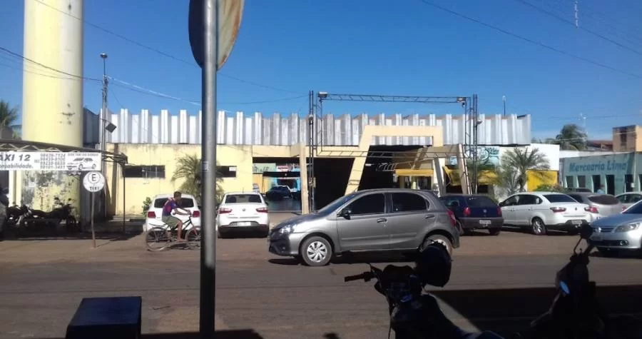 Briga entre dois homens termina com disparo de arma de fogo no Mercado Municipal de Colinas