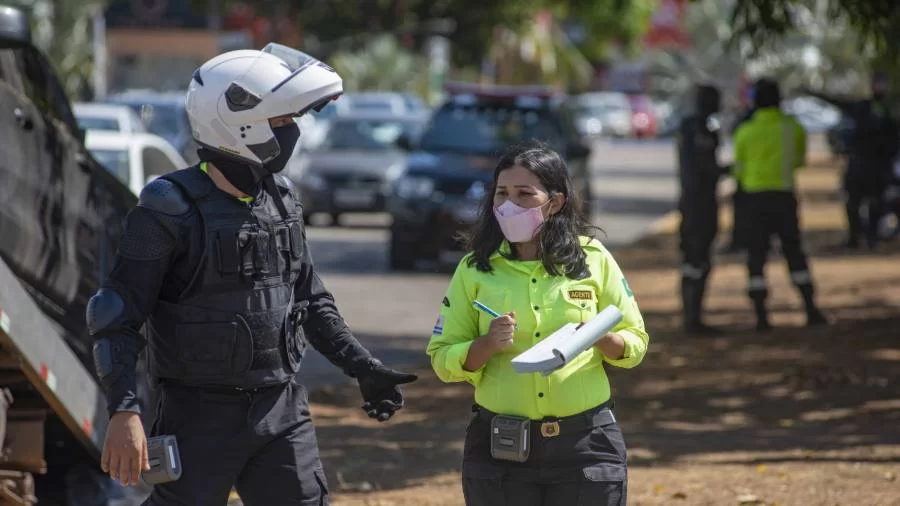 Prefeitura de Palmas anuncia leilão público de 700 veículos apreendidos entre motos e carros