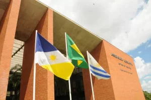 Semana começa com os olhos voltados para a Assembleia Legislativa do Tocantins: Pedido de impeachment deverá ser admitido pela presidÃªncia