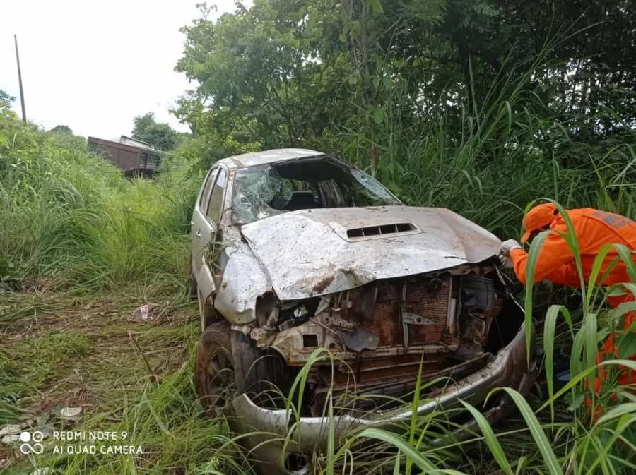 Família se envolve em acidente e fica ferida após batida em outro veículo próximo a Colinas