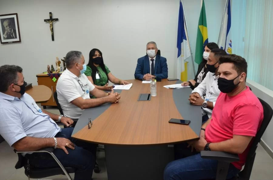 TCE orienta Janad e mesa diretora da CÃ¢mara a cumprir o regimento interno; Motivo da saída de Brasão não permite convocação de suplente