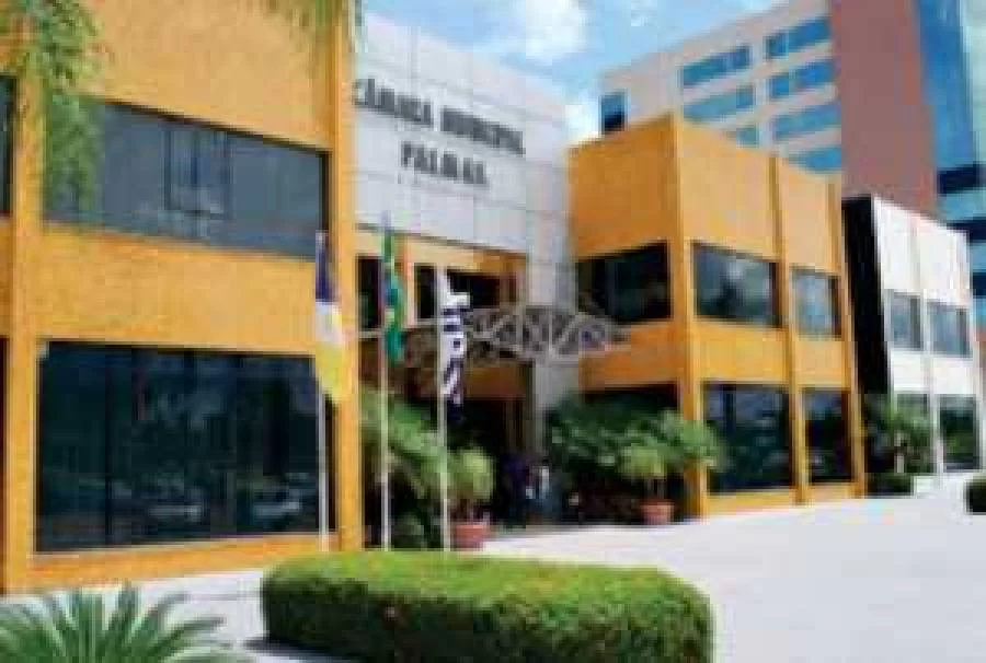 CÃÂ¢mara de Palmas terÃÂ¡ que readequar horÃÂ¡rio de funcionamento, carga horÃÂ¡ria de seus servidores e exigir relatÃÂ³rios mensais de atividade dos asses