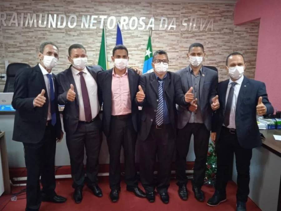 Base do Prefeito de Palmeirante aprova Ã  contratação do financiamento de quase 12 mi, " vai endividar o município" afirma vereadores contra