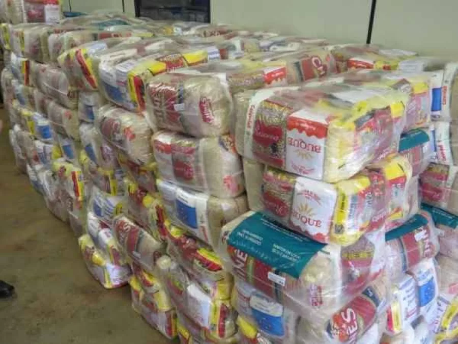 Polícia realiza operação para apurar fraudes em contratos de aquisição de cestas básicas