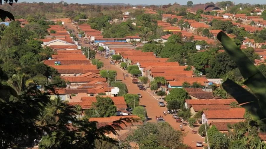 Prefeito de ItacajÃÂ¡ paga servidores hoje; Um montante de R$ 420 mil