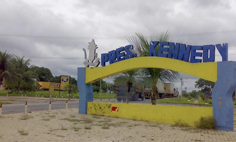 Prefeito Batista Cavalcante é acusado por aliados de revanchismo político em Presidente Kennedy