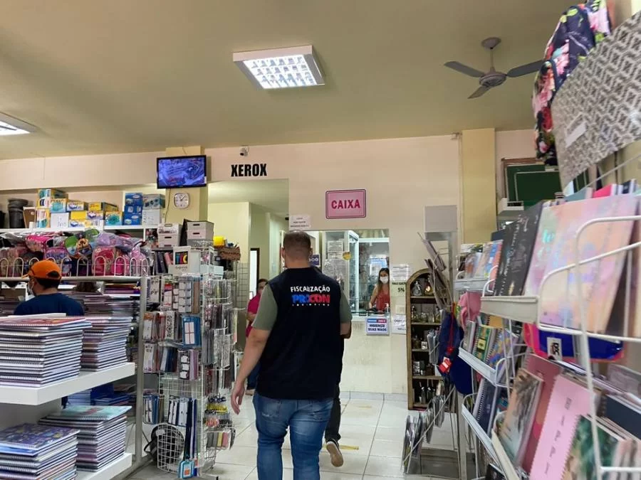 Pesquisa do PROCON aponta variação de 380%  no valor dos materiais escolares em Gurupi