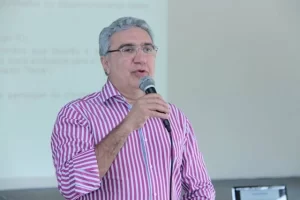 Laurez Moreira amplia equipe e consolida composição do governo interino