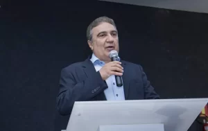 Laurez pode fortalecer o PDT, após convite do presidente estadual do partido Jairo Mariano