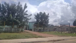 Curto em padrão de posto de saúde de Colinas, causa queda de energia durante atendimento