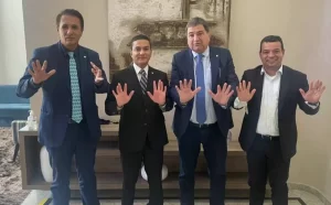 Gaguim bate o martelo e vai para o Republicanos de Halum que continua no partido