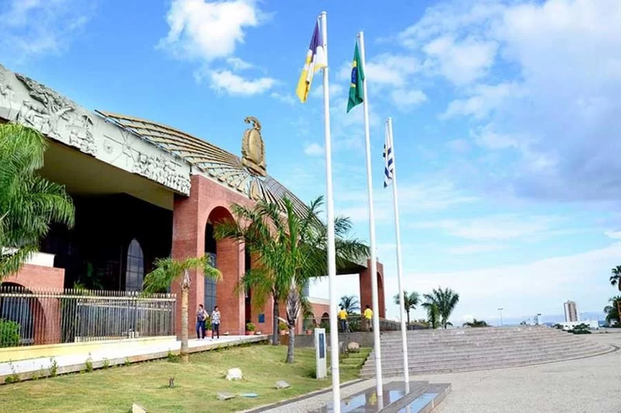 Wanderlei troca Coelho por Iderval na secretaria extraordinário de Representação em Brasília