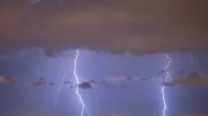 Tocantins é o estado que mais recebeu descargas atmosféricas por metro quadrado em 2021