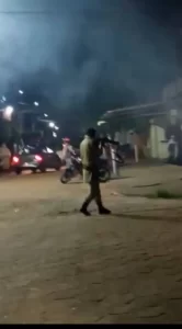Polícia usa bombas de efeito moral e bala de borracha para acabar com aglomeração em Colinas