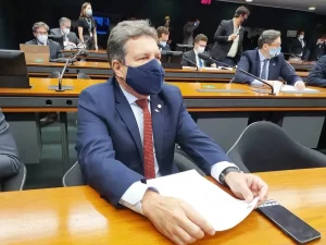 Osires Damaso vota a favor da criação de auxílio aluguel para vítimas de violÃªncia doméstica