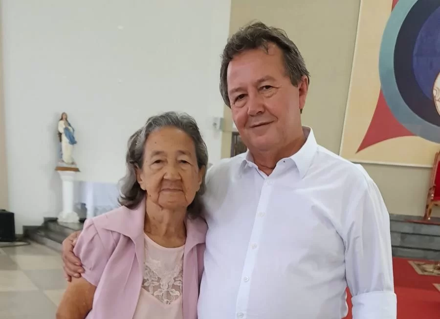 Deputado Vilmar Oliveira celebra aniversário de 90 anos da mãe