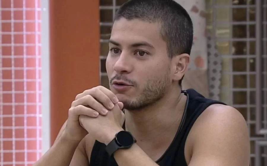 Modo Turbo ativado! BBB 22 revela quarto secreto e Arthur sai em disparada nas esquetes