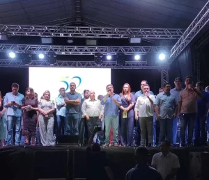 Osires Damaso participa das festividades pelo aniversário de Guaraí e entrega maquinário em Colméia