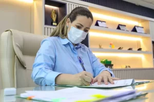 Prefeita de Palmas faz movimentações nos quadros do primeiro escalão de Palmas, confira;