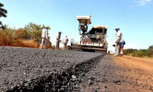 Produtores da TO-365 comemoram retomada das obras do trevo da praia